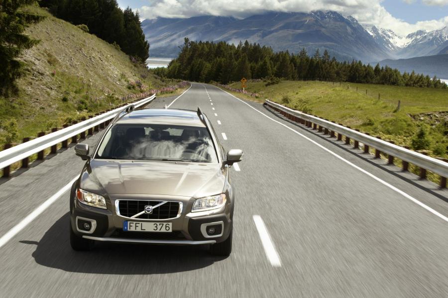  Volvo XC70 3.2 AWD 2008 года  (фото 54 из 68)